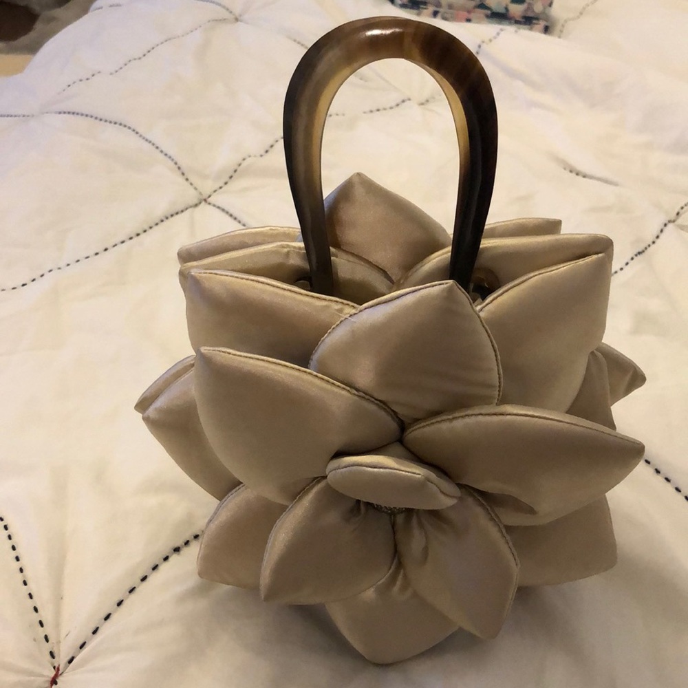 Mod Fun Handbag - Picture 2 of 6